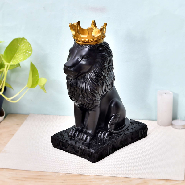 Lion Statue with Crown Sculpture