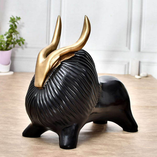 Golden Horn Yak-Black