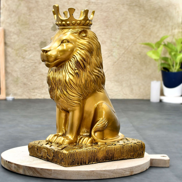 Lion Statue with Crown Sculpture