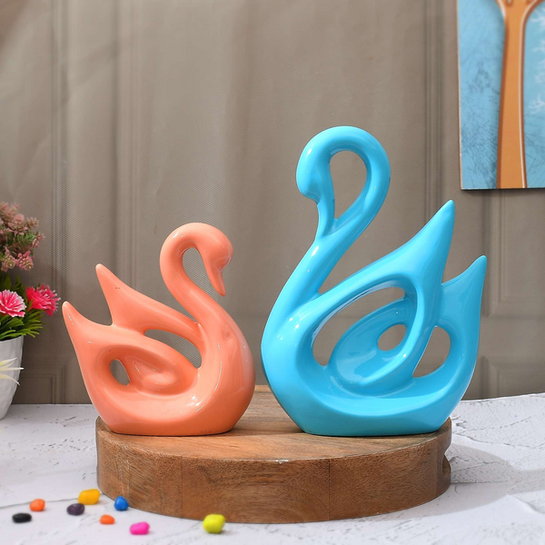 Polyresin Swan Pair