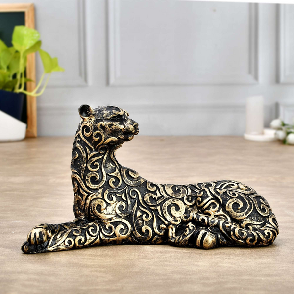 Sitting Panther Showpiece